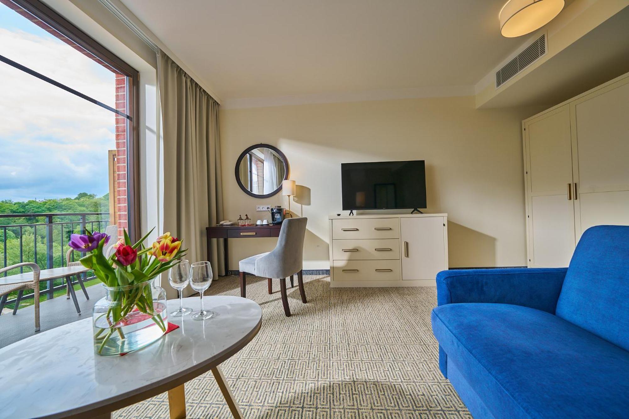 Wellness Hotel Queens 玛丽亚温泉 外观 照片